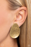 âIn PLAINS Sight - Brass Clip Earrings Paparazzi