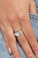 Monogram Memento - Silver - I Initial Ring Paparazzi