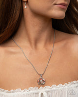 Complete Look Necklace: Mademoi-SHELL Magic & Ring: Mademoi-SHELL - Orange Paparazzi