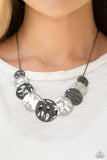 A Daring DISCovery - Black Necklace Paparazzi