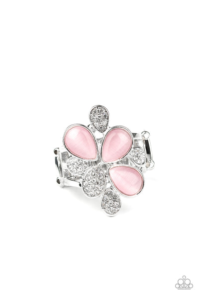 Diamond Daisies - Pink Ring Paparazzi