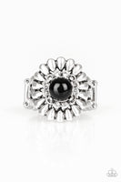 Poppy Pep - Black Ring Paparazzi