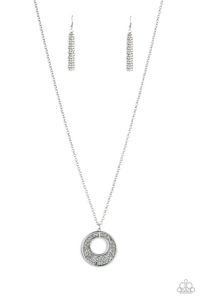 Glitzy Glow - Silver Necklace Paparazzi