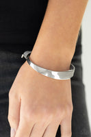 A Notch Above The Rest - Silver Bracelet Paparazzi