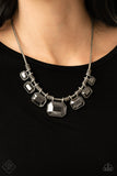 Urban Extravagance - Silver Necklace Paparazzi - Incoming