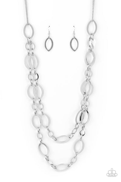 The OVAL-achiever - Silver Necklace Paparazzi