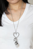 Flirty Fashionista - Black Necklace Paparazzi