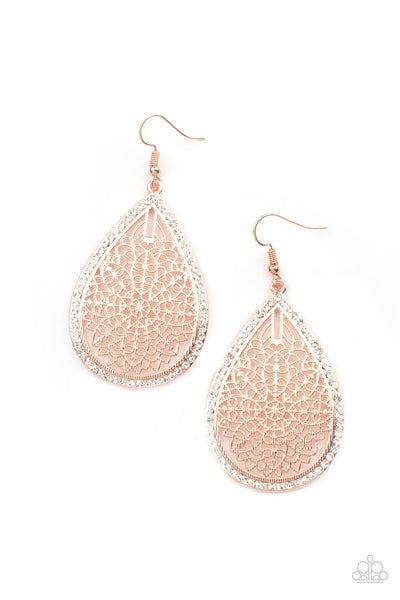 Fleur de Fantasy - Rose Gold Earrings Paparazzi