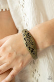 Fond of Florals - Brass Bracelet Paparazzi