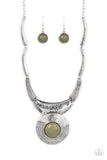 EMPRESS-ive Resume - Green Necklace Paparazzi