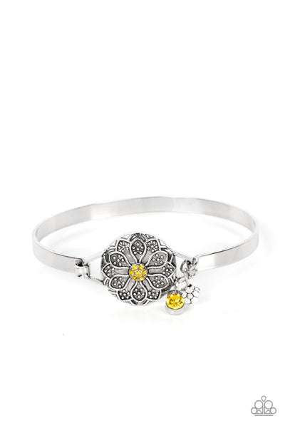 Fleur de Prairie - Yellow Bracelet Paparazzi