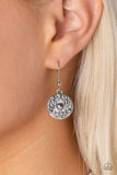 Poppy Persuasion - Black Necklace Paparazzi