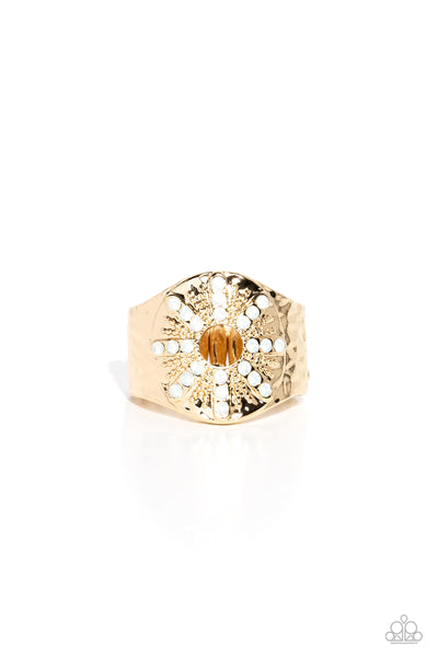 Stylish Sunbeams - Gold Ring Paparazzi